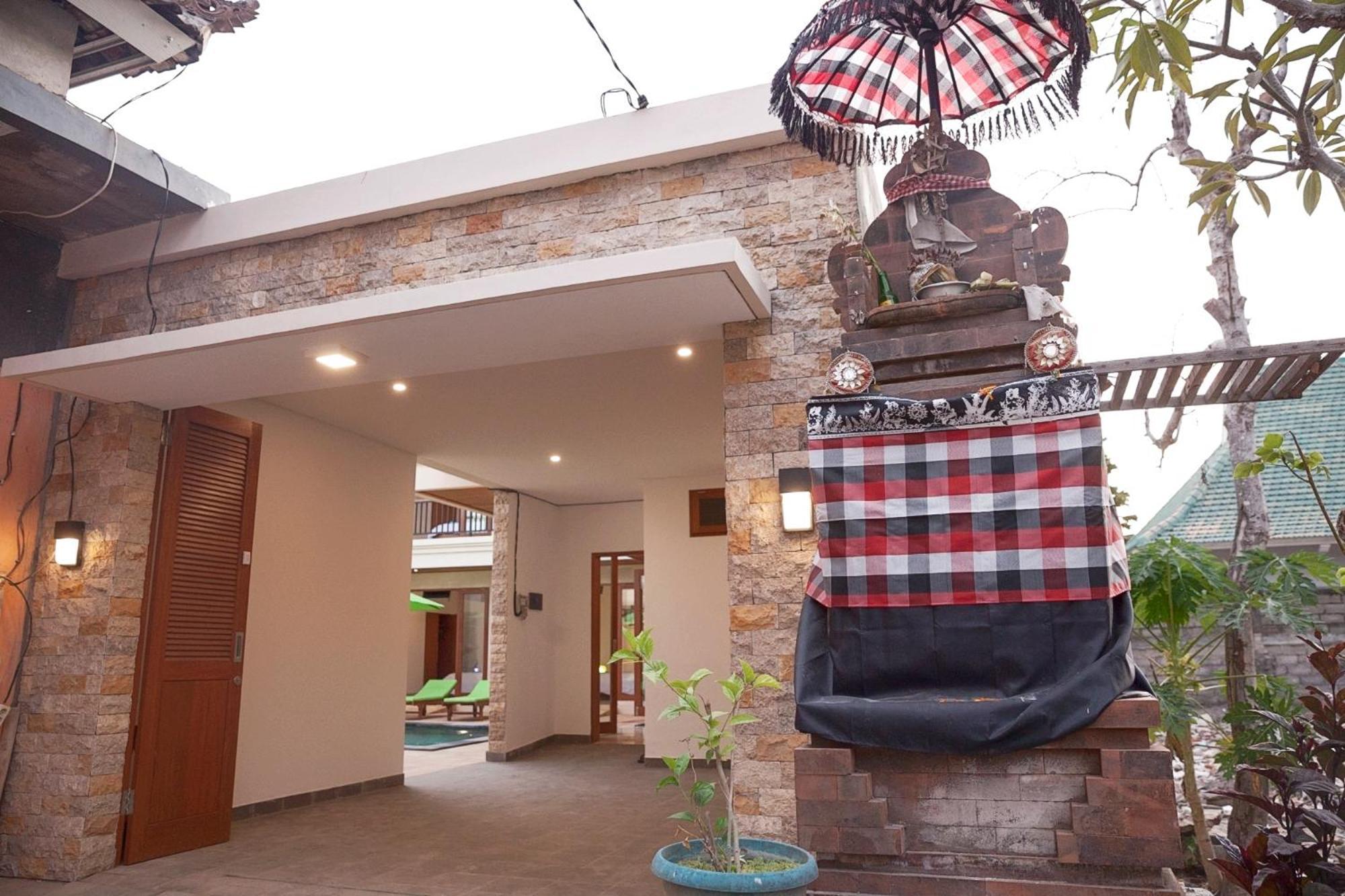 Pineapple Villa Sanur Екстер'єр фото